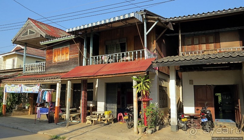 Хуэйсай — городок маленьких отелей, кафешек и прачечных