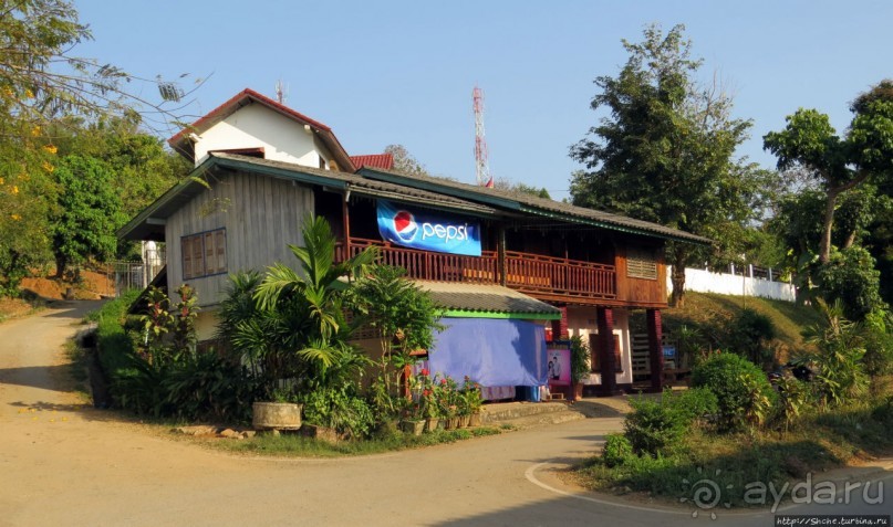 Хуэйсай — городок маленьких отелей, кафешек и прачечных