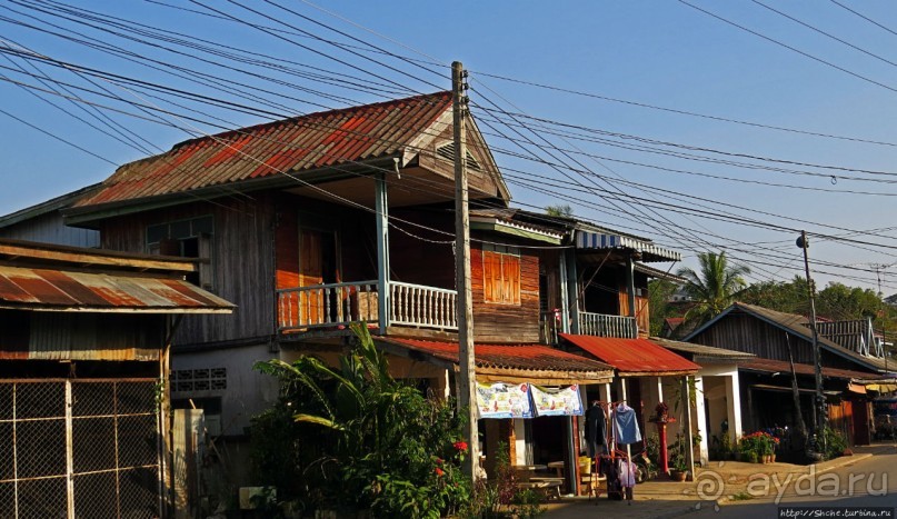 Хуэйсай — городок маленьких отелей, кафешек и прачечных