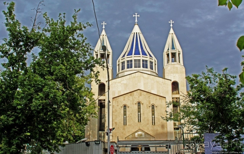 По нехоженым тропам... Ираншер — не туристический Тегеран