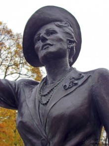 Какой же дворец без парка?