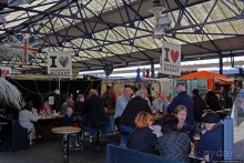 В Кривом переулке