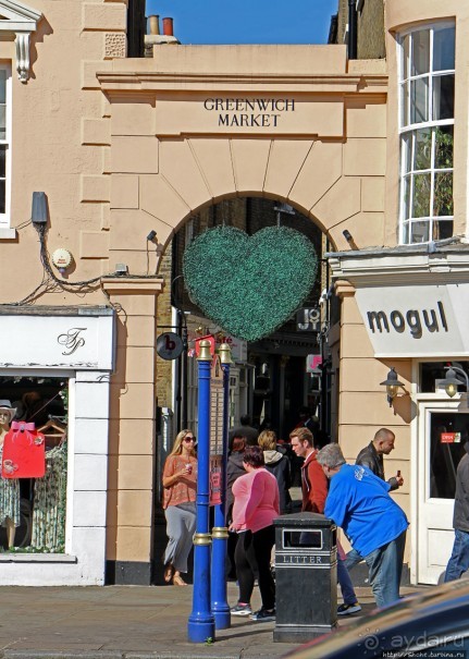 В Кривом переулке