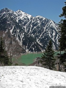 Плотина на реке Куробе — самая высокая плотина Японии