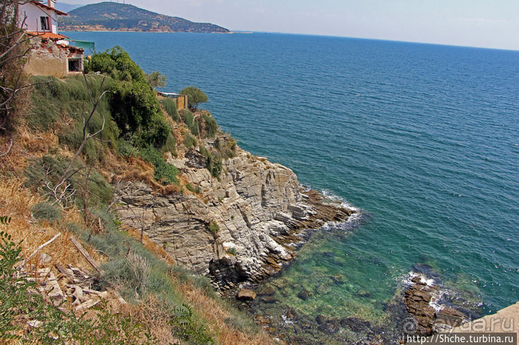 Кавала — старинный город на море, но не курорт. Знакомство