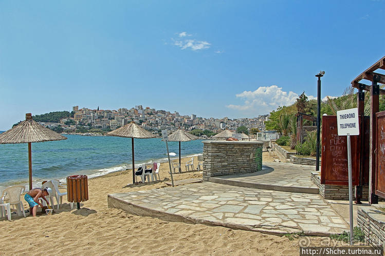 Кавала — старинный город на море, но не курорт. Знакомство