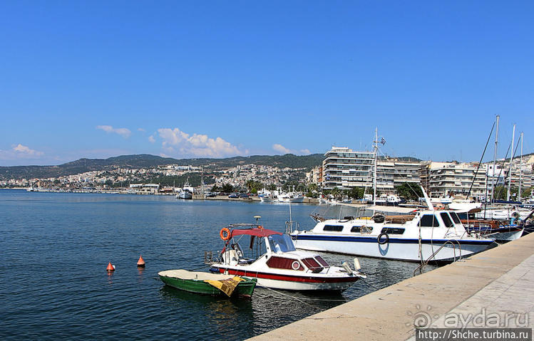 Кавала — старинный город на море, но не курорт. Знакомство