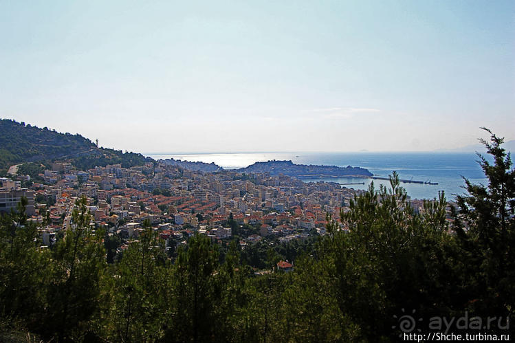 Кавала — старинный город на море, но не курорт. Знакомство