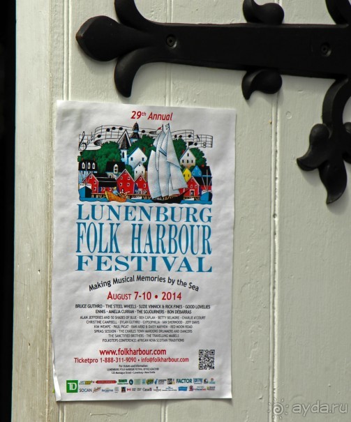 Фольклорный фестиваль в стенах англиканской церкви Канады