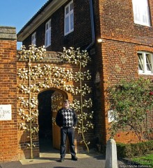 Дворец Хэмптон Корт — любимая загородная резиденция королей