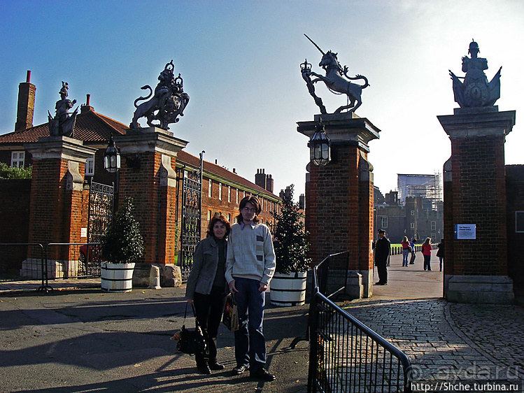Дворец Хэмптон Корт — любимая загородная резиденция королей