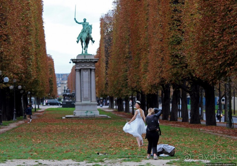 Люблю рассматривать чужих невест... Китаянки на Сене