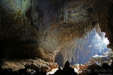 Полые скалы Вьетнама: Hang Kim — 2 км пролазов и заплывов