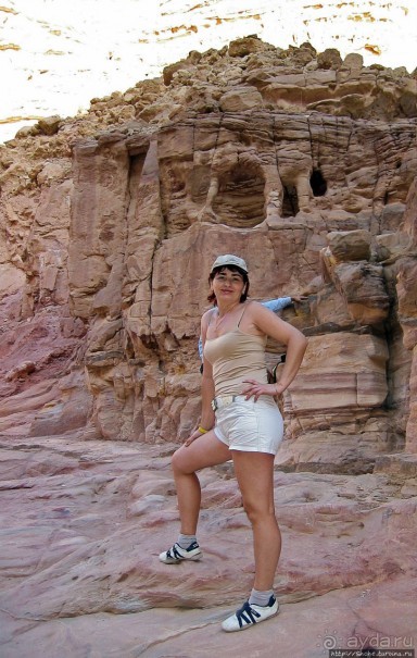 Выкрутасы природы: цветной каньон в Синайской пустыне