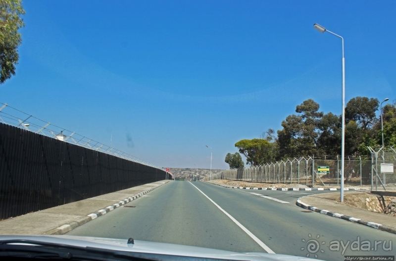 Шпионские страсти. Британская военная база в Декелии.