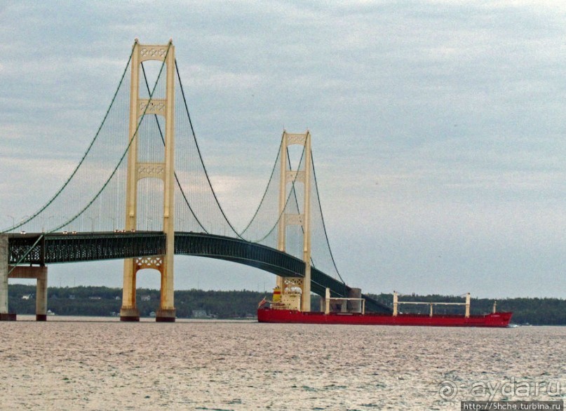 Альбом отзыва "Мост Макинак — один из самых-самых-самых мостов в мире"