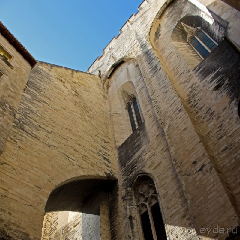 Дом для "плененных" пап