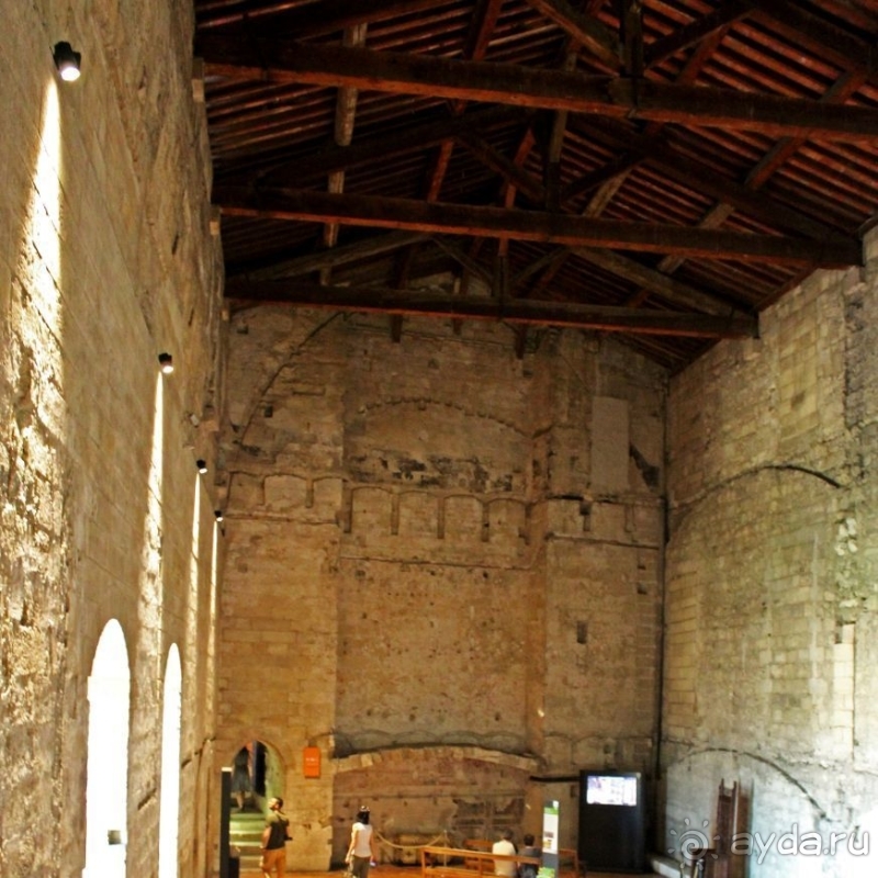 Дом для "плененных" пап