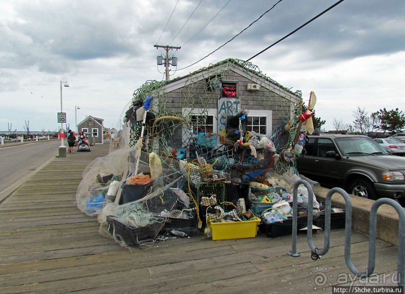 Город на море — значит есть берег. Провинстаун — курорт США