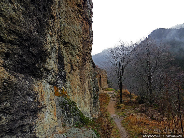 Как, скажи, тебя зовут? И она ответила: как хочешь. Крепость