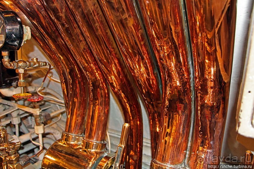 Осмотр подводной лодки USS Bowfin (SS-287) в Перл-Харбор