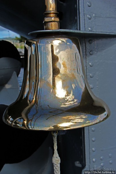 Осмотр подводной лодки USS Bowfin (SS-287) в Перл-Харбор