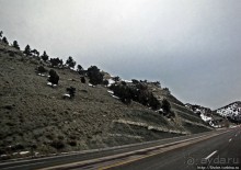 Суровые пейзажи северовосточной Юты. Зимой по штату на авто