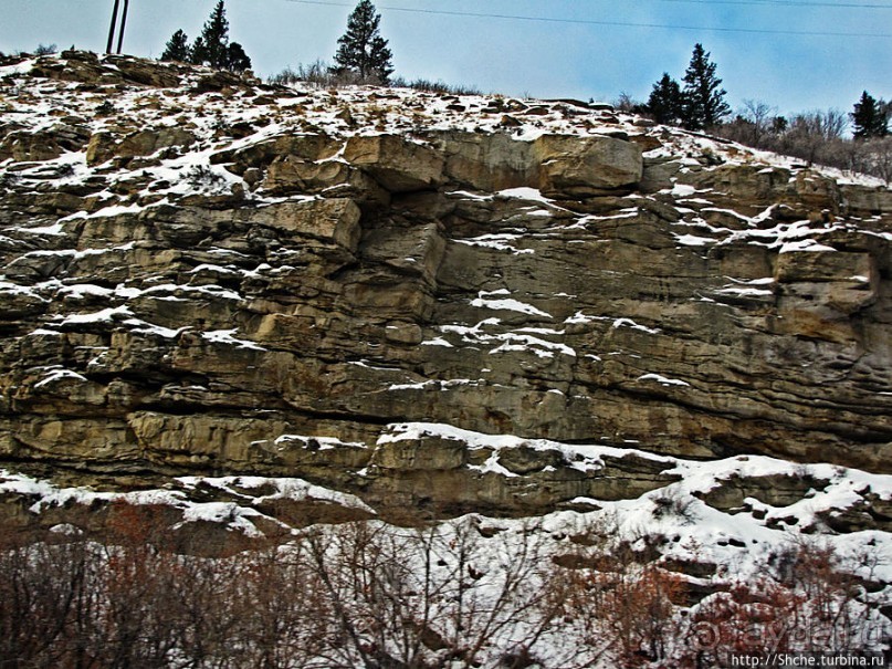 Суровые пейзажи северовосточной Юты. Зимой по штату на авто