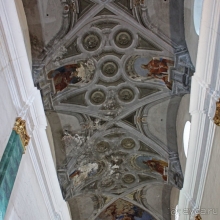 Альбом истории "Изящный барочный костел в Кошице — самый длинный в Словакии"