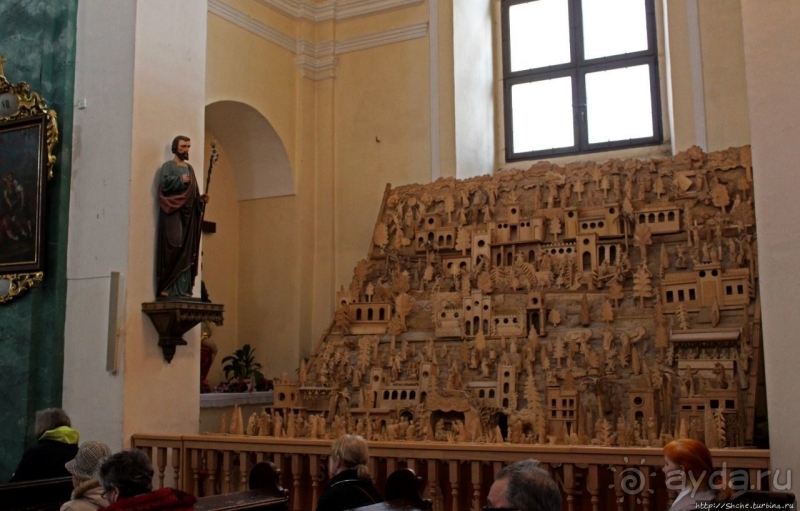 Альбом истории "Изящный барочный костел в Кошице — самый длинный в Словакии"