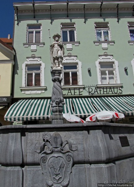 Прогуляемся по Мельку, здесь красиво не только аббатство