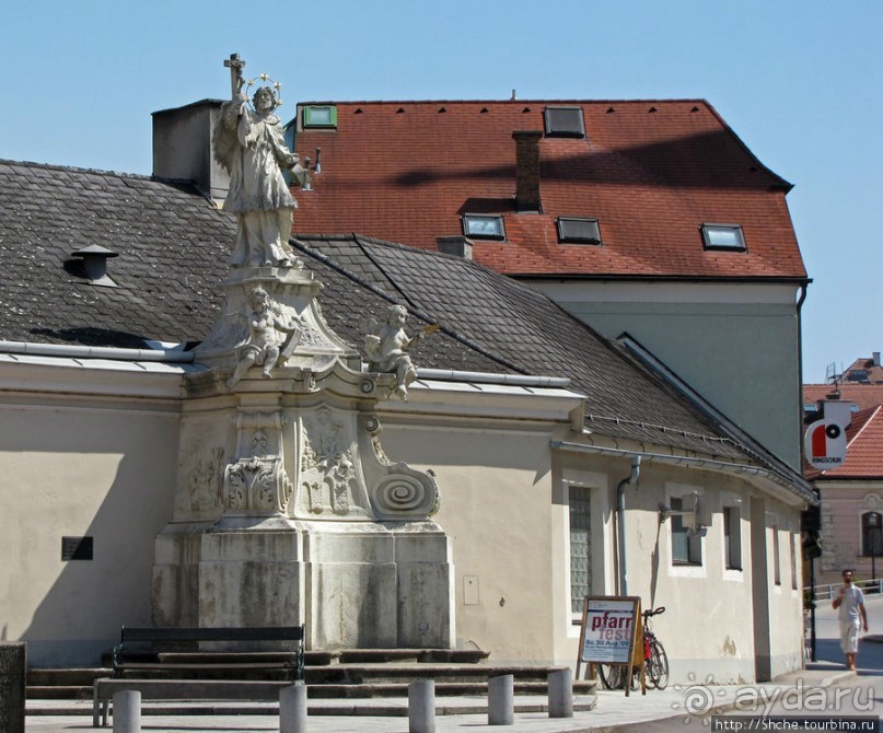 Прогуляемся по Мельку, здесь красиво не только аббатство