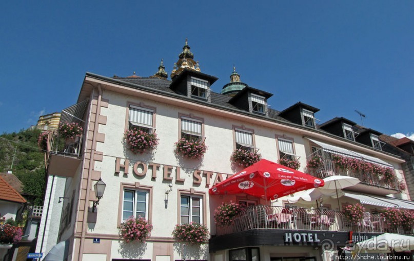 Прогуляемся по Мельку, здесь красиво не только аббатство