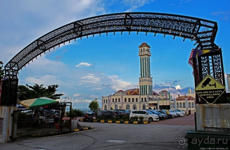 Плавающая мечеть Танджунг-Бунгаха