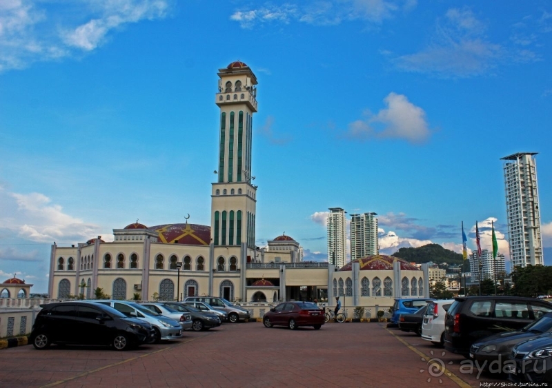 Плавающая мечеть Танджунг-Бунгаха