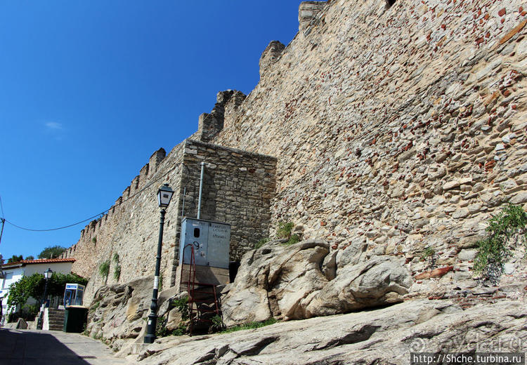 Крепость (акрополис) Кавалы и десяток ракурсов города с нее