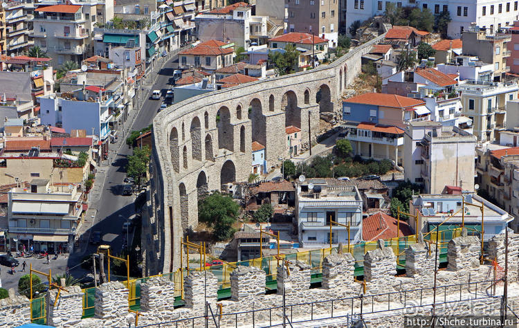 Крепость (акрополис) Кавалы и десяток ракурсов города с нее
