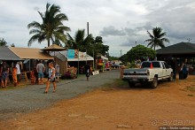 Дешевый открытый рынок на северо-востоке острова Оаху