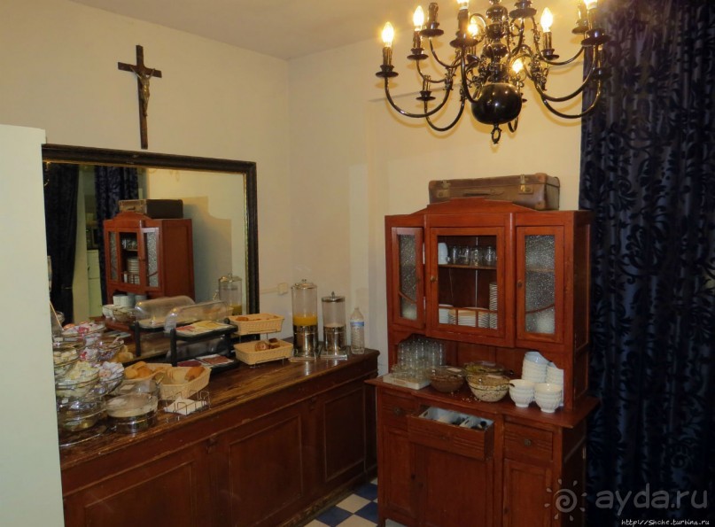 Атмосферный бюджетный отель почти в центре Антверпена