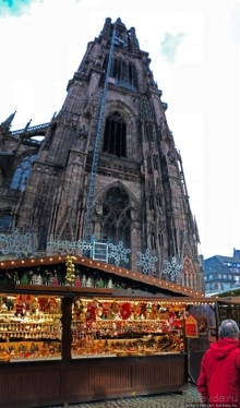 Рождественские метаморфозы у кафедрального собора Страсбурга
