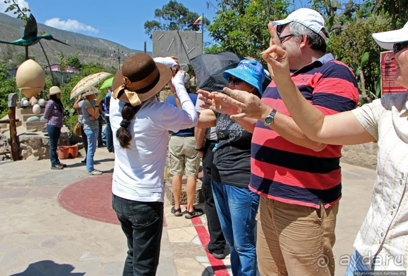 Истинный экватор — "фокусы" для доверчивых туристов