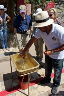 Истинный экватор — "фокусы" для доверчивых туристов