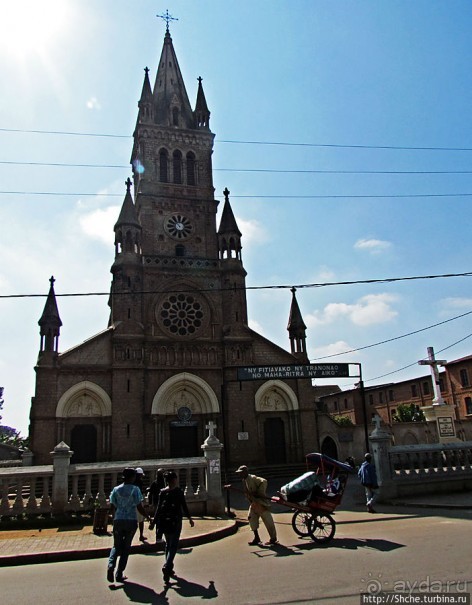 Кафедральный собор Богоматери ла Салетте в Антсирабе
