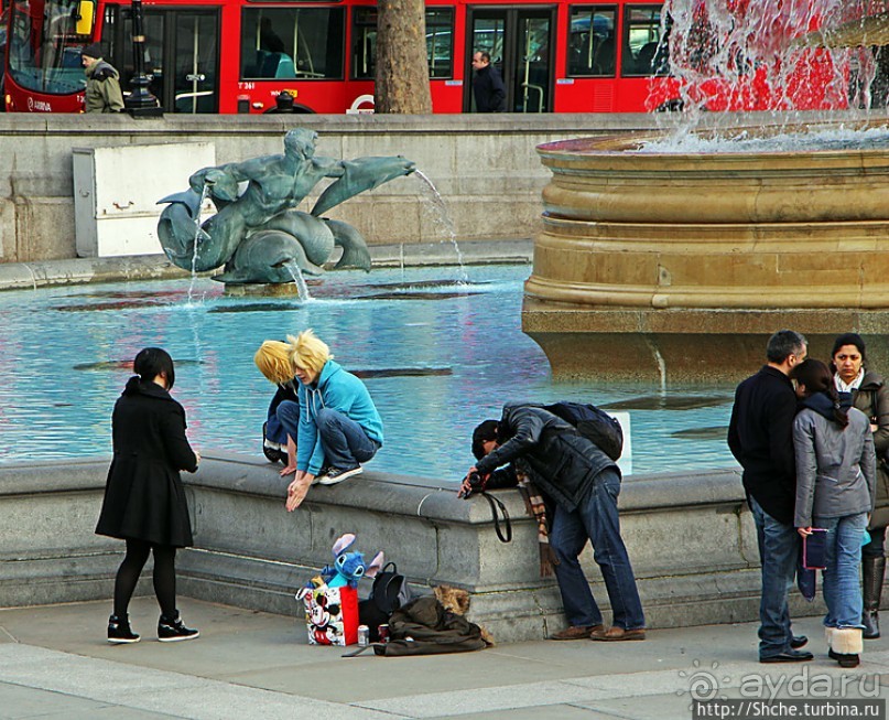Люблю рассматривать чужих... просто чужих :) Лондон