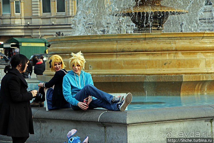 Люблю рассматривать чужих... просто чужих :) Лондон