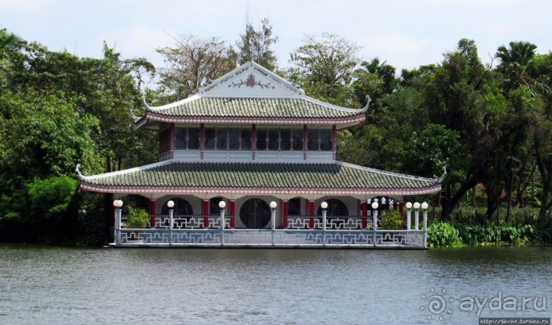 Сад роз и Ботанический сад в Сампране (близ Бангкока)