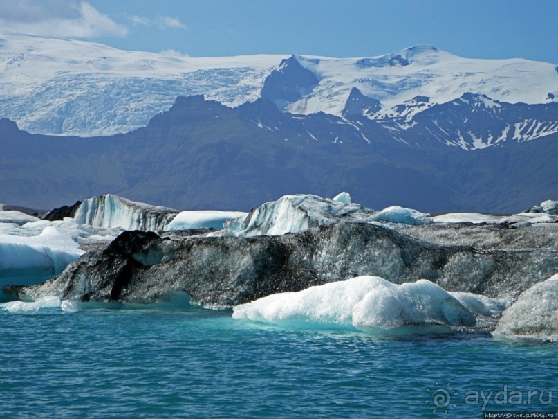 По лагуне причудливо-тающих льдов на плавающем авто-корабле