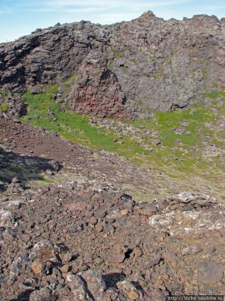 Saxholl - компактный кратер конкретного вулкана