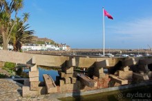 Альбом отзыва "Отлив и солнце — день чудесный... Горей — джерсийский тупик"