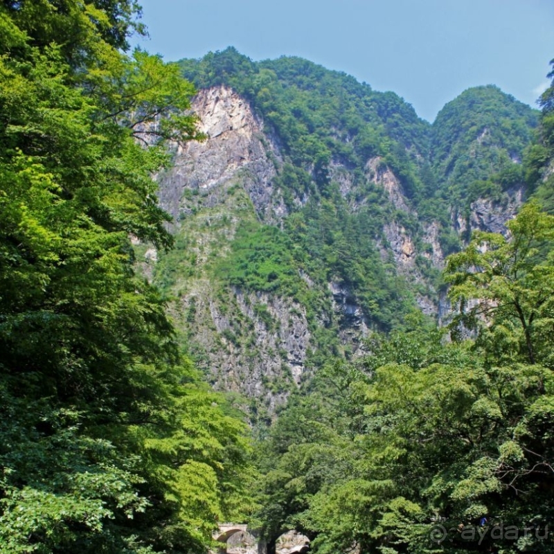 "Эхо Кореи" — 75-метровый водопад Ullim Fall